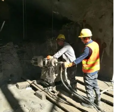 樟树水下抗分散灌浆料特点 水下不分散注浆料介绍